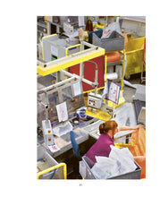 À PARAÎTRE. La Redoute, un temps d'avance. Mode. Design. Publicité.